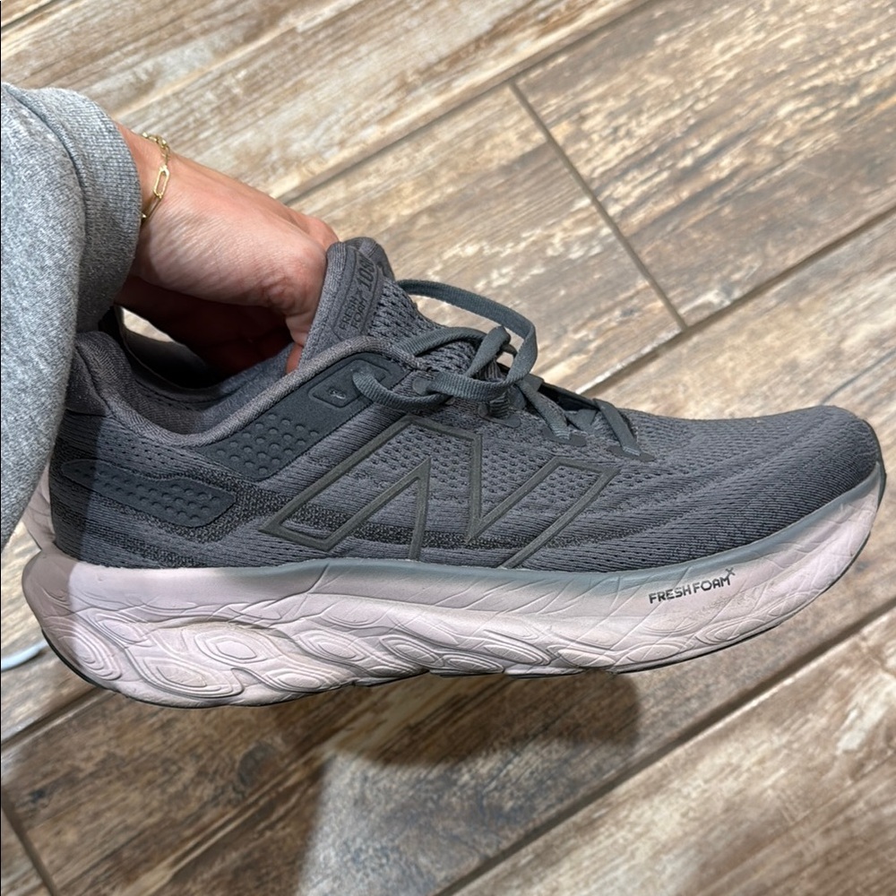 New Balance Women 1080v13